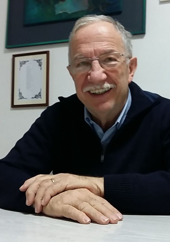Cavour: Giulio Brarda e i suoi 40 anni di Tuttomele raccolti in un “non libro”