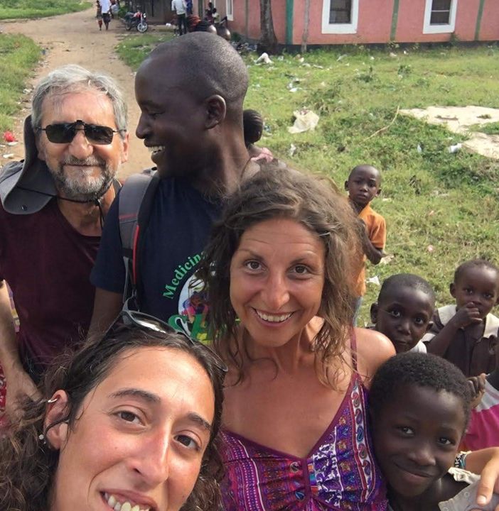 Segue la figlia in Kenya e... ci “porta” un pozzo grazie al contributo dei nonesi