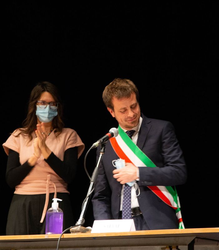 Il sindaco Luca Salvai e la sua vice Francesca Costarelli