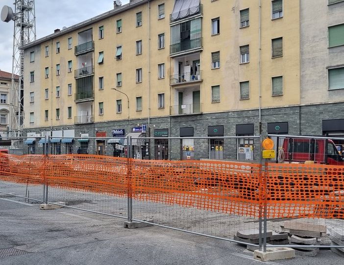 Il cantiere di piazza Roma prima delle modifiche alla viabilità in vigore da domani