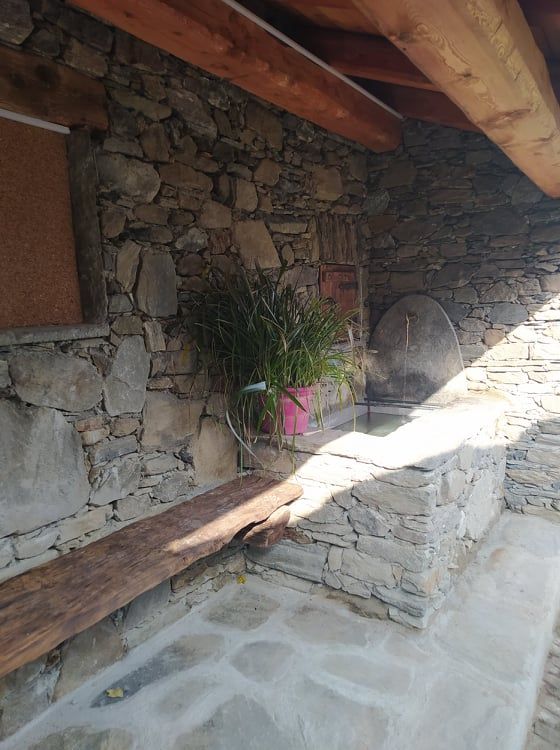 Il lavatoio del Vecchio borgo di Pomaretto dopo i lavori