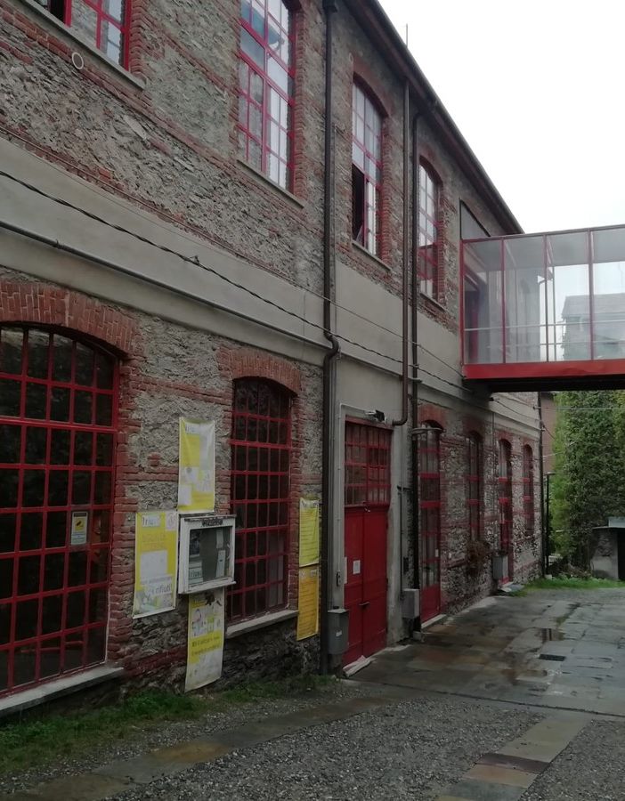 Al Riuso di Torre Pellice un laboratorio per imparare a non gettare più i vecchi abiti