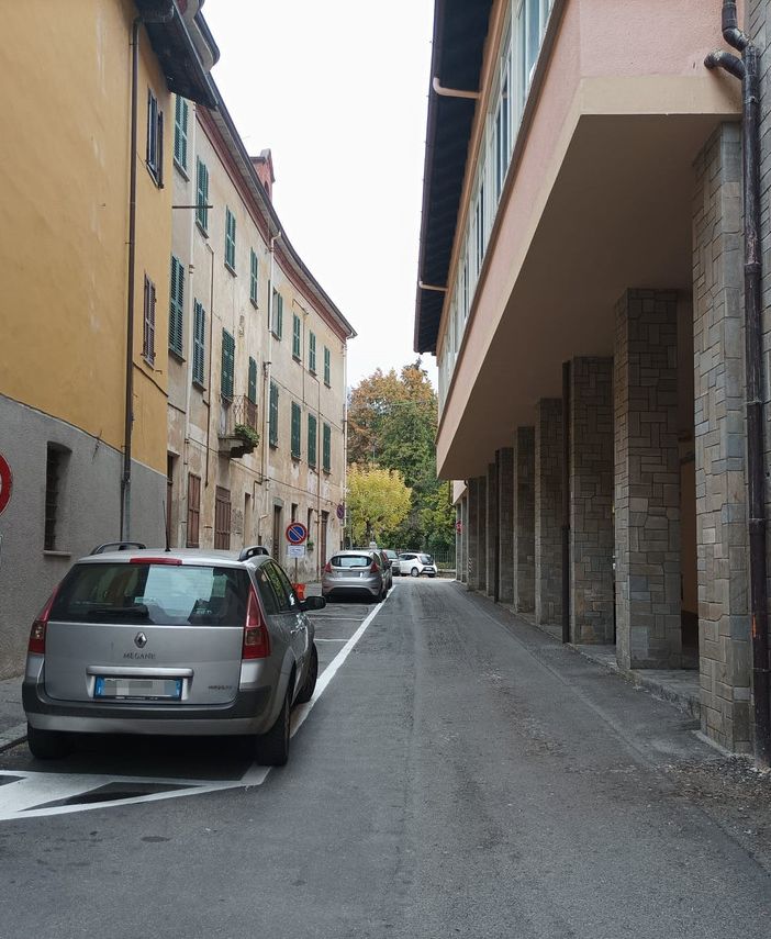 I parcheggi in via Alfieri