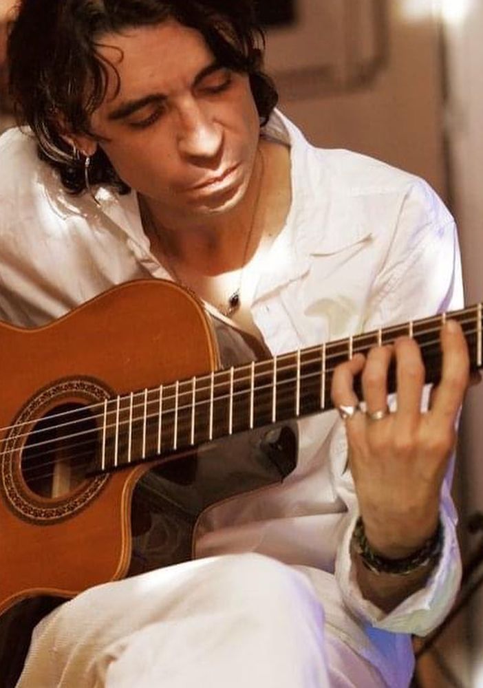 Diego Di Chiara e la sua chitarra