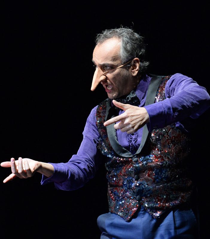 Teatro: Arturo Cirillo porta in scena “Cyrano de Bergerac” di Edmond Rostand