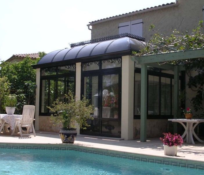 Giardini d'inverno: per saperne di più il riferimento è FAVV Iron Luxury