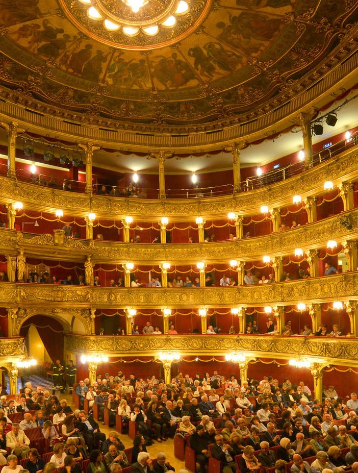 Lo sciopero fa saltare stasera &quot;La vita che ti diedi&quot; al Teatro Carignano