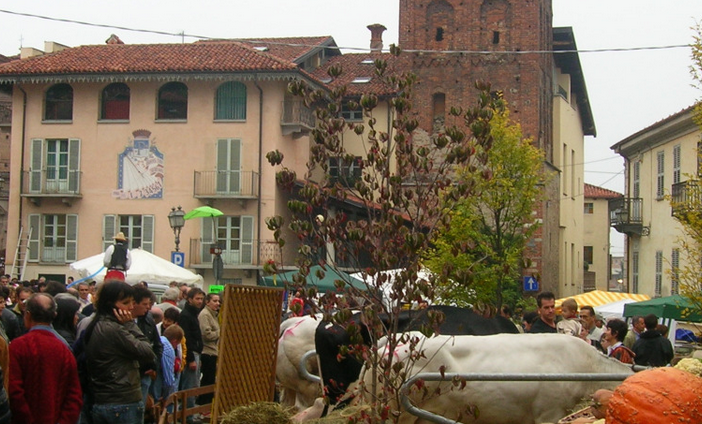 La 31esima Sagra d’Autunno a Piasco entra nel vivo da giovedì 10 e regala emozioni fino al 15 ottobre