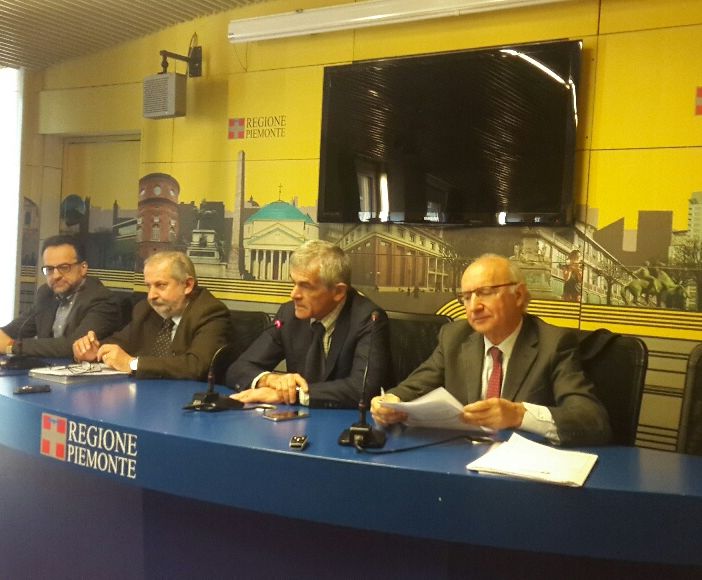 La Regione esce dal piano di rientro della sanità, Chiamparino: &quot;In 6 anni pagheremo a 60 giorni, senza aumentare tasse&quot;