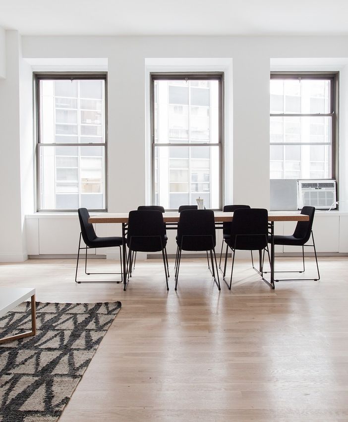 Pavimenti laminati: stile e resistenza per ogni ambiente