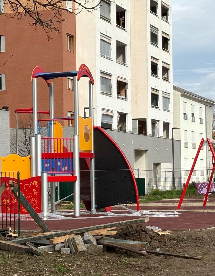 Il cantiere dei nuovi giardini di via Saint Bon