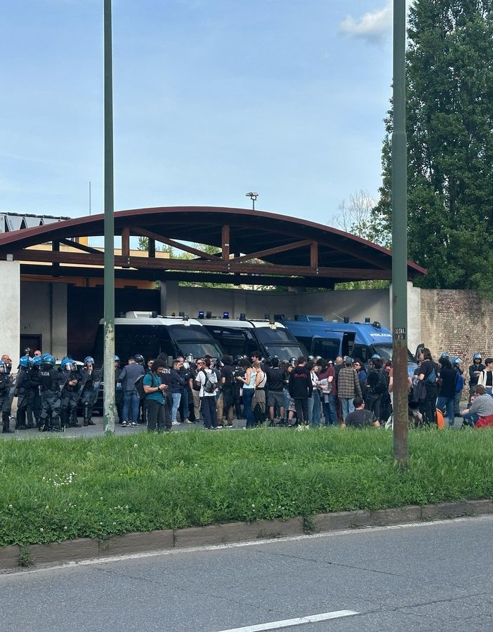 Continuano le proteste contro il Cpr di corso Brunelleschi