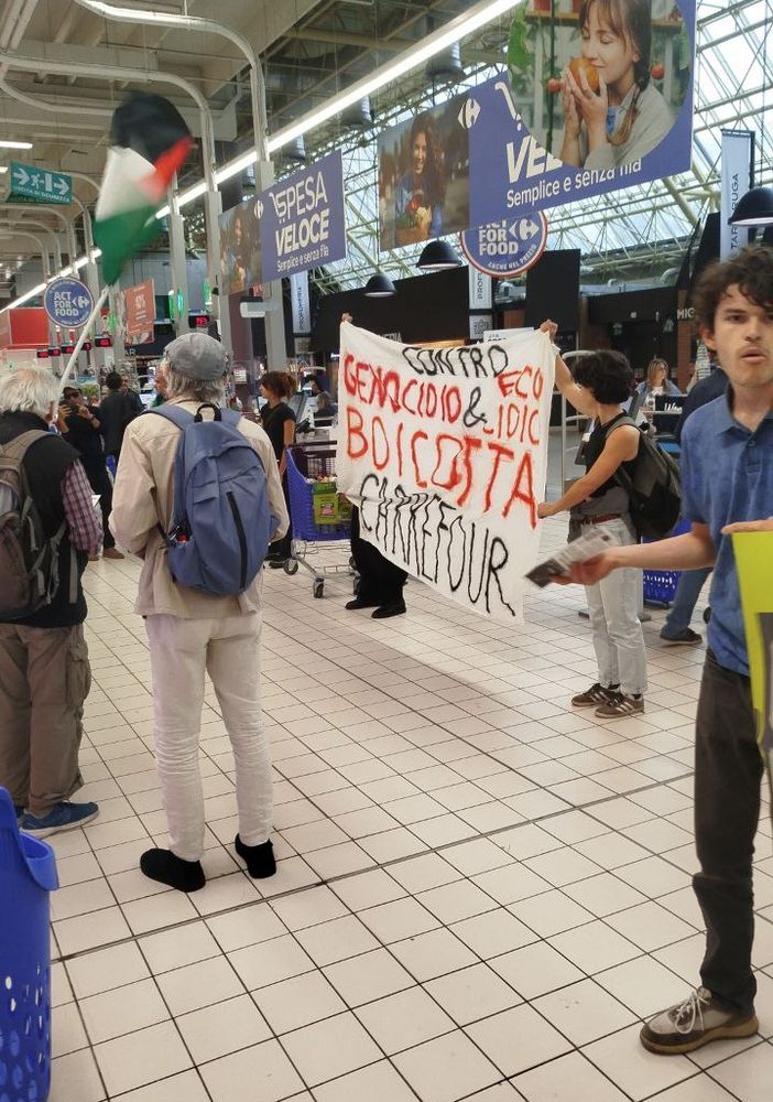 Manifestazione di protesta oggi pomeriggio al Carrefour