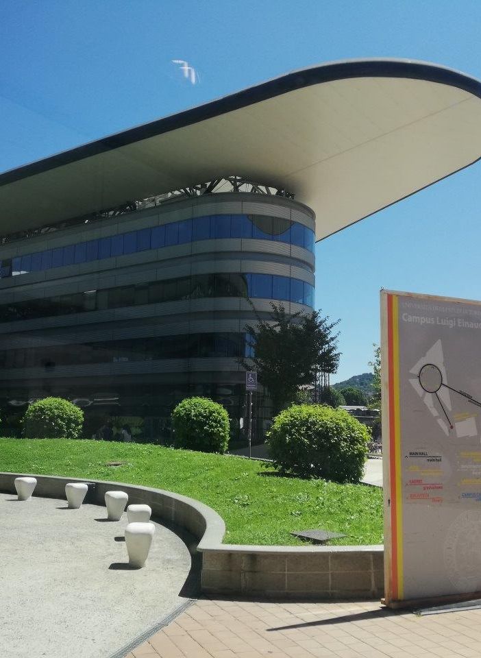 L’Unione Europea torna ad assumere: il 24 maggio scade il bando per diventare assistenti di lingua Italiana