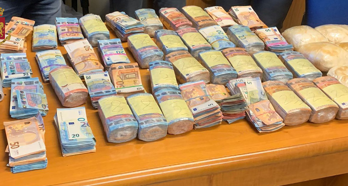 30 chili di cocaina recuperati dalla Polizia