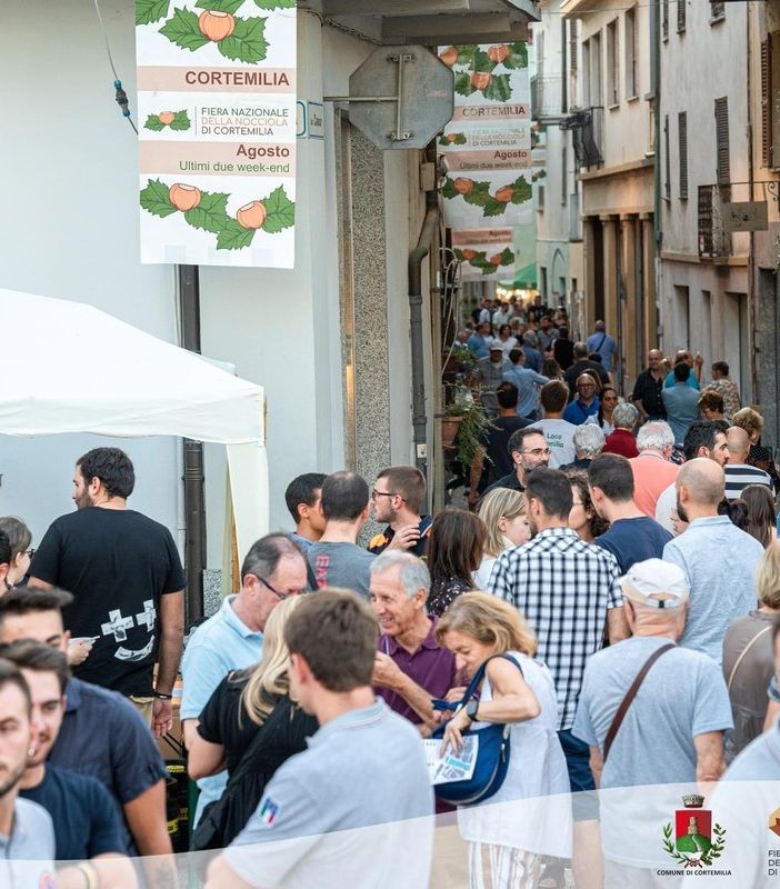 Fiera Nazionale della Nocciola di Cortemilia: eventi enogastronomici, culturali e musicali per celebrare la regina delle Langhe e il suo territorio