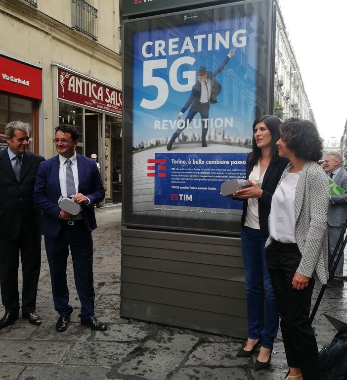 Accordo tra Tim e IGP Decaux, wi-fi gratuito in via Garibaldi