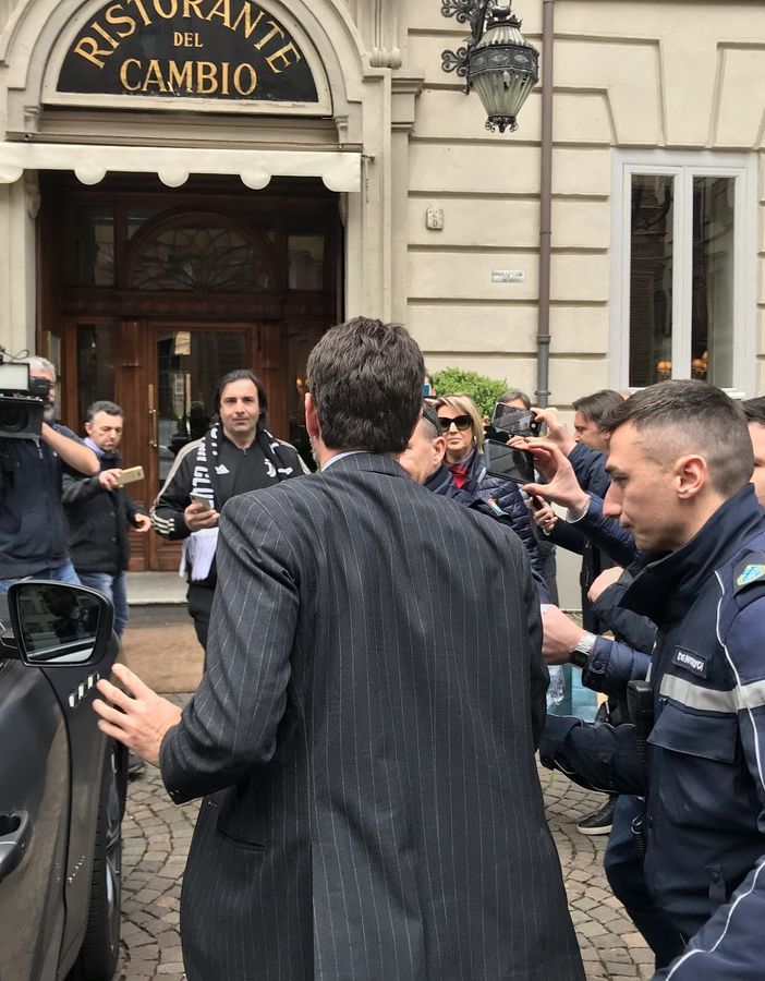 Juve-Ajax, pranzo UEFA al Cambio tra dirigenti: presente Andrea Agnelli (VIDEO)