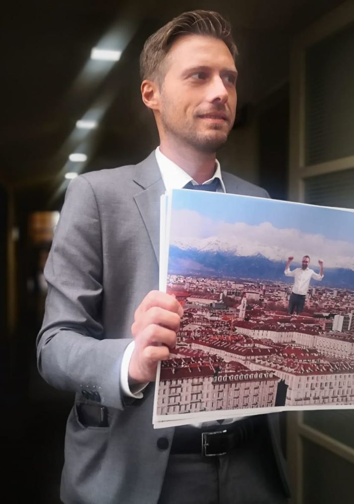 Andrea Russi ironizza su Lo Russo