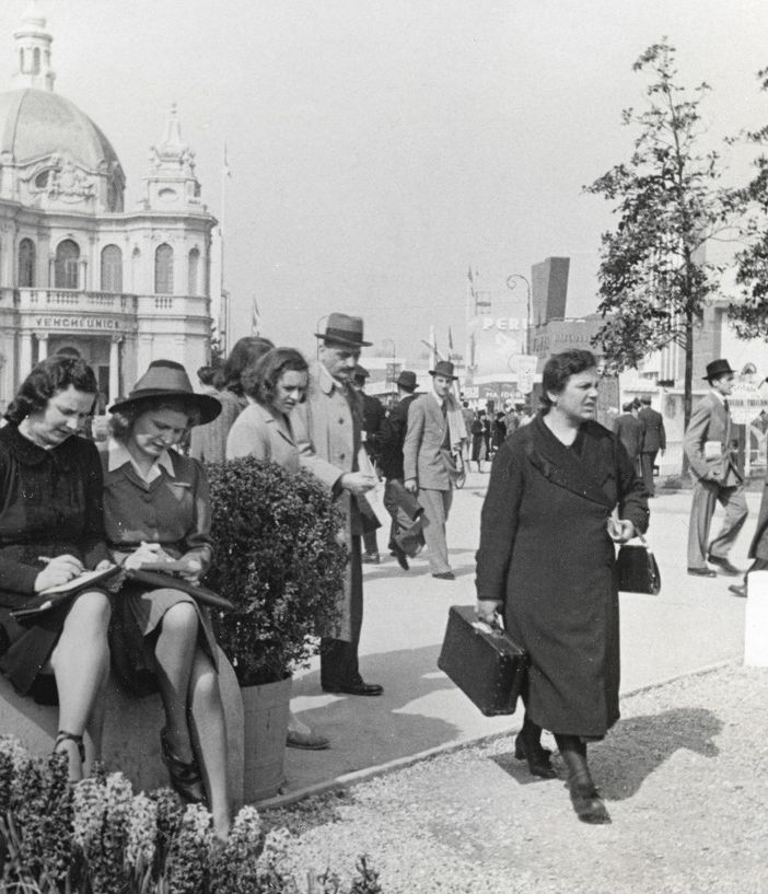 Archivissima diventa virtuale e racconta in podcast la storia dell'emancipazione femminile