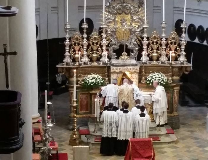 Domenica 24 dicembre veglia di Natale e processione alla Chiesa della Misericordia