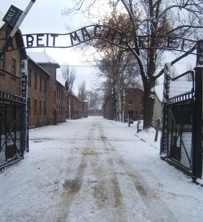 A Moncalieri la presentazione del libro di Davide Schiffer &quot;Non c'è ritorno a casa... Shoah, resistenza e dopoguerra&quot;