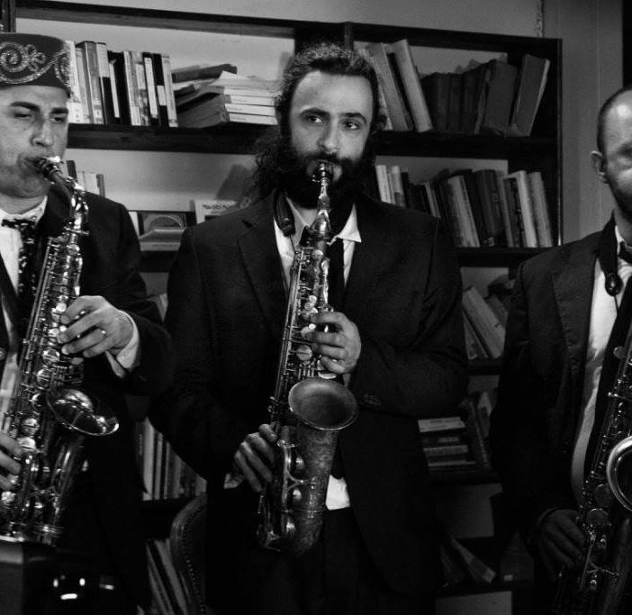 Stasera al Circolo “Anatra Zoppa” appuntamento con Bandragola Orkestar Jam session