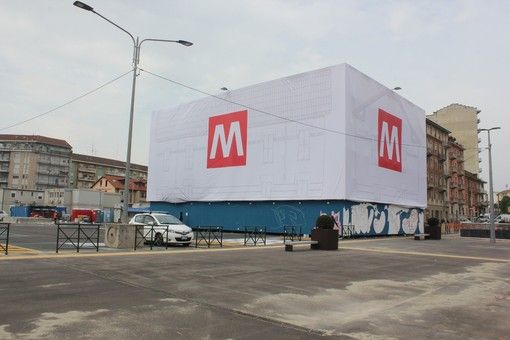 Piazza Bengasi: lo spaccio è arrivato fino alla stazione della metropolitana