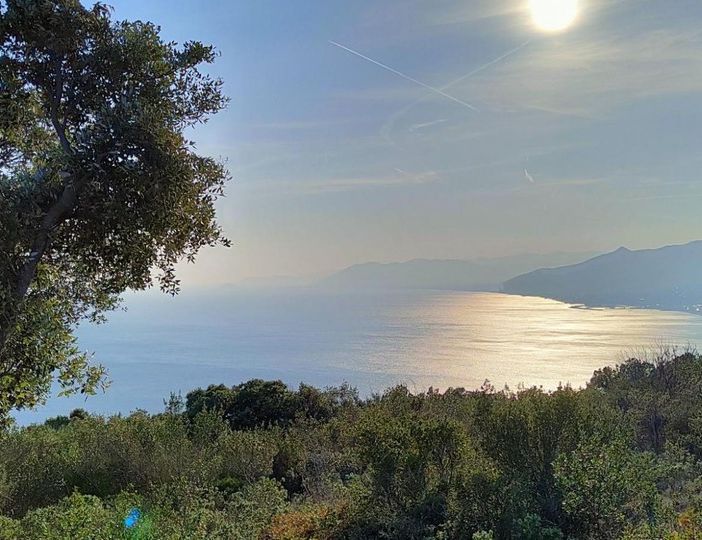 La natura finalese al centro del secondo episodio della web serie “The Perfect Place”