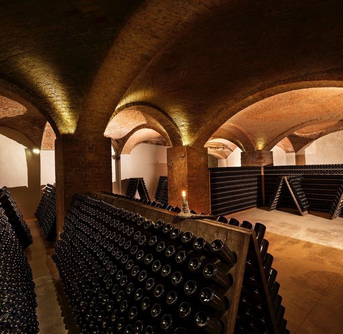 Cena stellata nelle cattedrali sotterranee, Patrimonio Unesco di Canelli