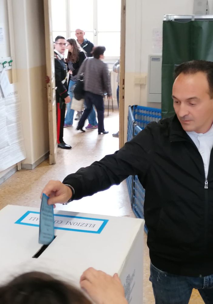 A maggio Torino vive eventi travagliati, cambia il governatore del Piemonte e Fca abbraccia Renault