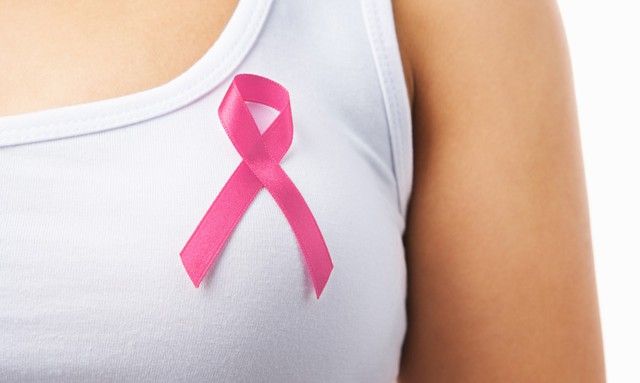 &quot;Life is Pink&quot;, un ottobre rosa con la campagna di prevenzione dei tumori femminili