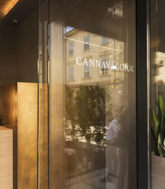 Anche il bistrot di Torino di Cannavacciuolo riparte con i servizi delivery e take away