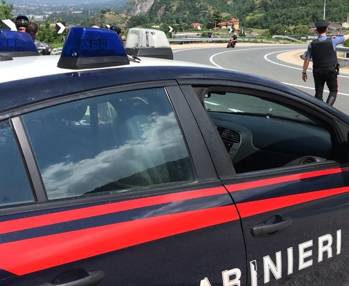 Sorpassi pericolosi in moto sulle strade della Val di Susa: ritirate 8 patenti