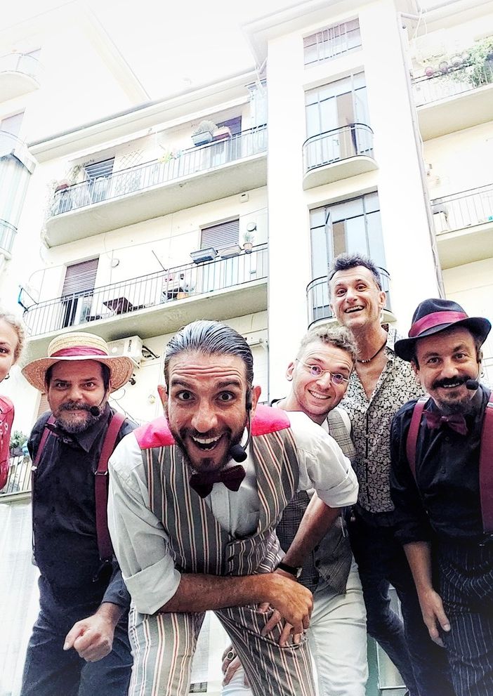 A Vanchiglia riapre Casa Fools: stasera via Bava pedonalizzata per ospitare poesia e musica