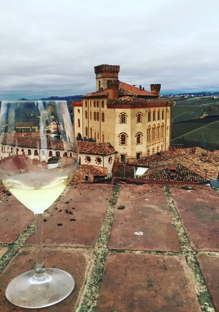 Indigena Wine School e Asta del Barolo il 3 e 4 maggio prossimi