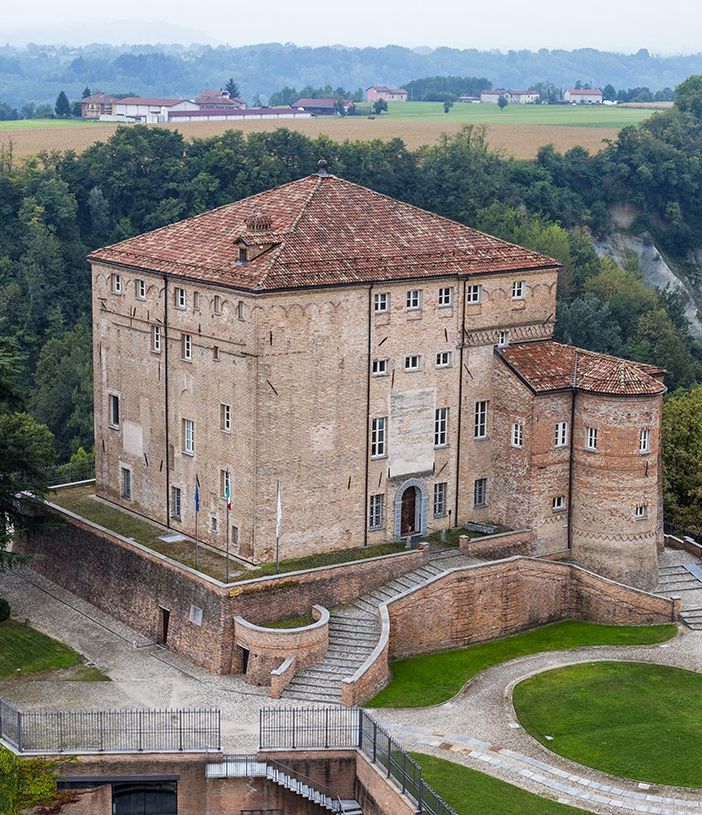 Banca Alpi Marittime a sostegno di Torino e Loano colpite dal Covid-19