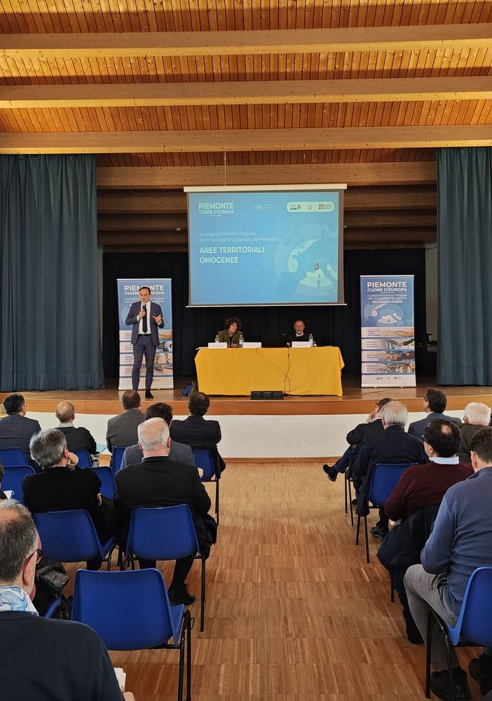 Cirio incontra i sindaci del Canavese ad Agliè: &quot;8,5 milioni per lo sviluppo del territorio&quot;