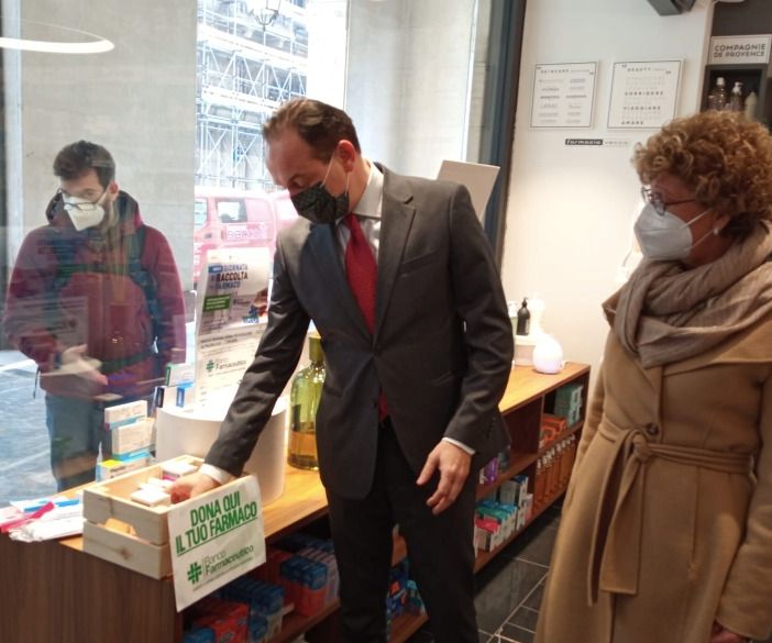 Al via la 'giornata' della raccolta della farmaco: “Doniamo a chi non può curarsi” [VIDEO]
