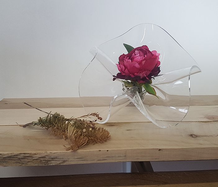 Cristallo acrilico con Sdesign, un nuovo materiale per complementi di arredo