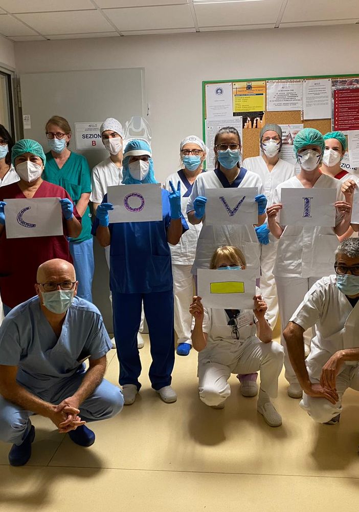 L'ospedale di Pinerolo chiude un reparto Covid, a Rivoli diminuiscono i ricoverati