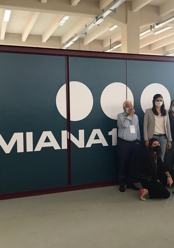 Dall’abbandono alla nuova vita: inaugurata Cumiana 15, una piazza coperta aperta alla collettività [VIDEO e FOTO]