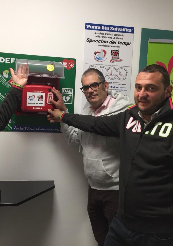 Inaugurato il defibrillatore automatico esterno nella sede del centro servizi per il volontariato Vol.To