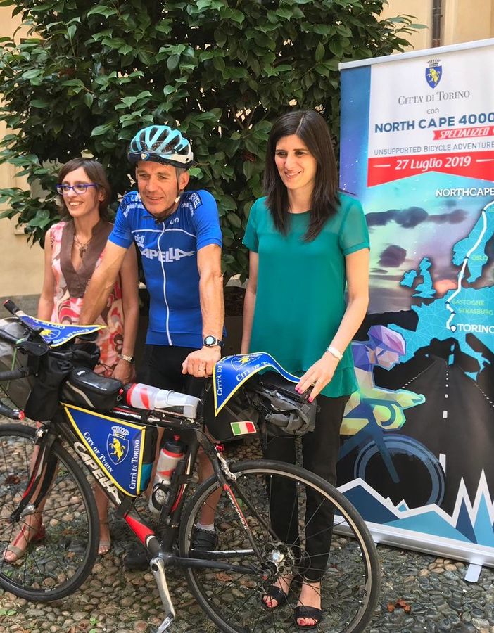 Da Torino a Capo Nord in bicicletta: il dipendente comunale tenta l’impresa su due ruote