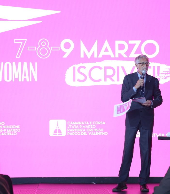 Just The Woman I Am: la camminata per la ricerca parte dal Valentino