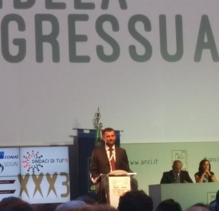 Il sindaco di Bari Decaro eletto presidente ANCI, dopo le dimissioni di Fassino