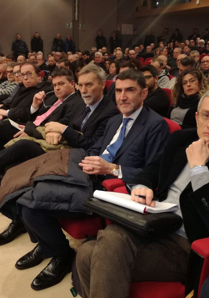 Trasporti, Gariglio (Pd) provoca: &quot;Togliete i social a Toninelli&quot;