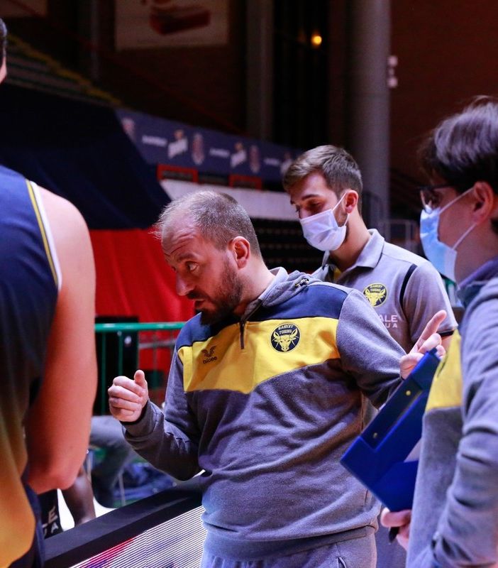 Basket, la carica di coach Cavina: &quot;Reale Mutua pronta per affrontare Piacenza&quot;