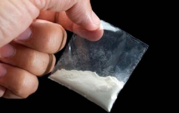 Sorpreso dagli agenti a vendere cocaina: arrestato un nigeriano