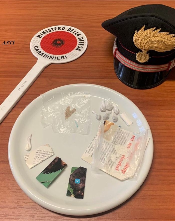 Festa a base di droga nella campagna astigiana: nei guai un torinese di 35 anni